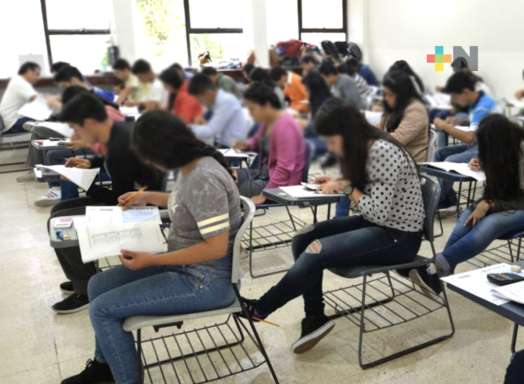 Escuelas regresaron de manera normal después de periodo vacacional: Gobernador